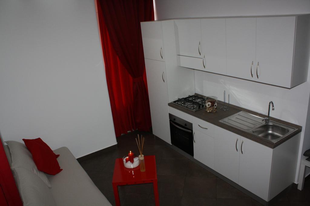 Domus Claudiae Apartment Catania Bagian luar foto